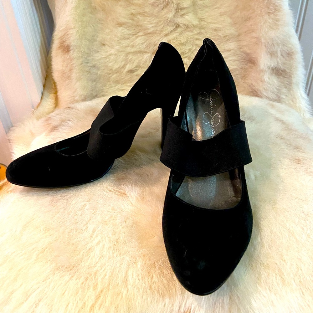 Jessica Simpson Suede Pumps